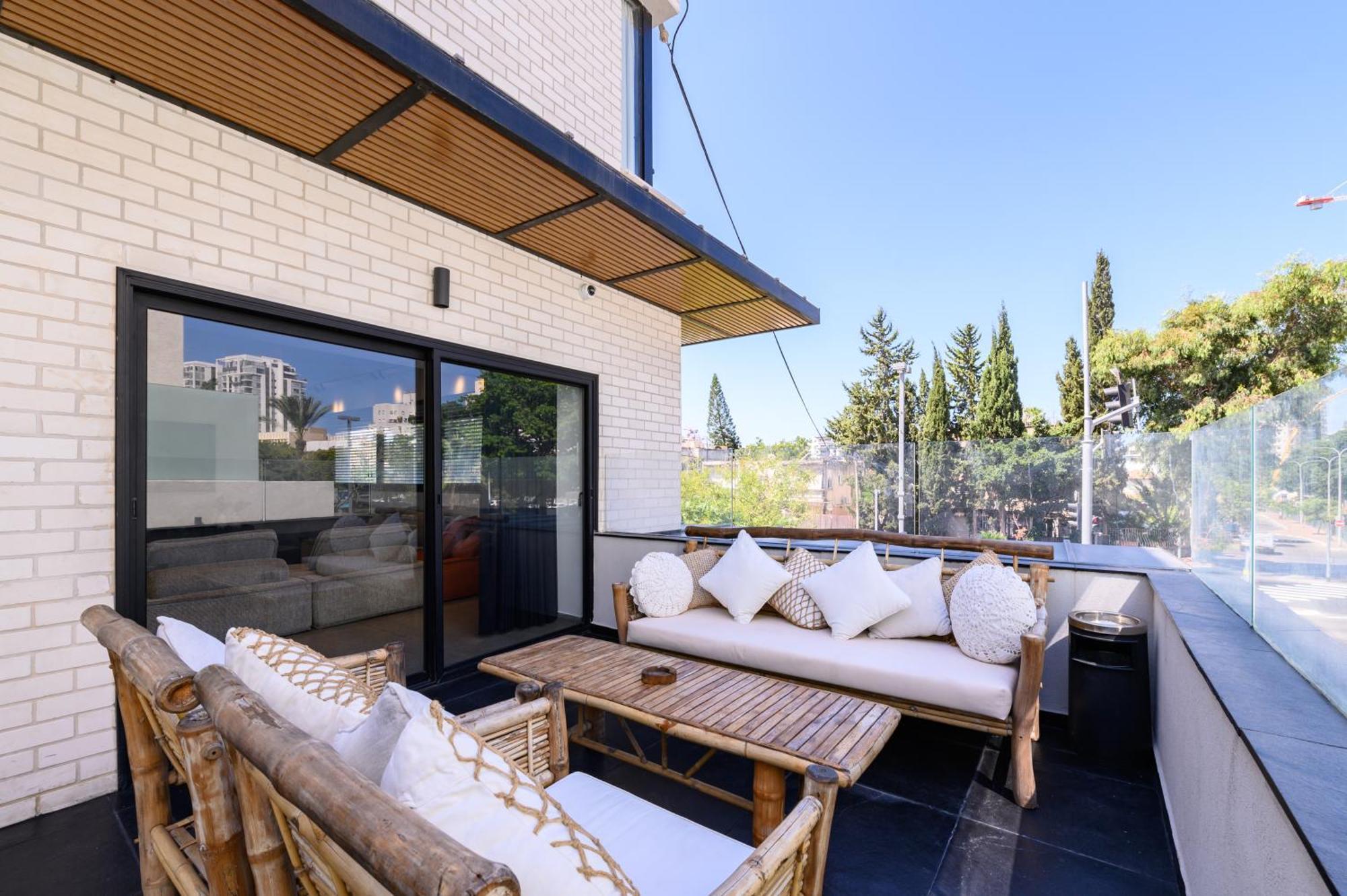 Rokah Luxury Villa At Ramat Hahayal Tel Aviv Eksteriør bilde